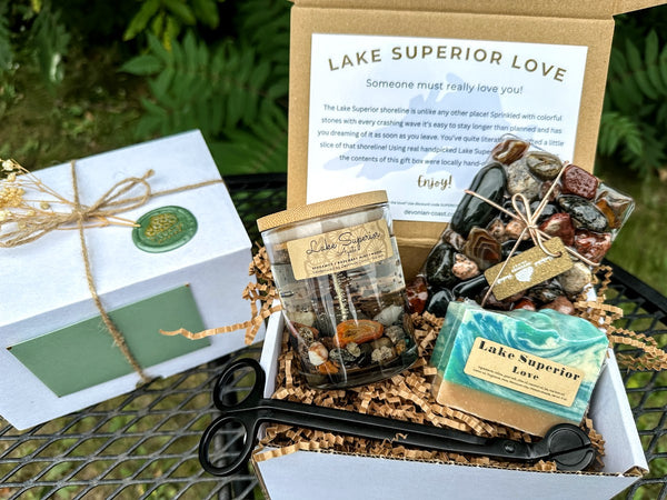 LAKE SUPERIOR LOVE GIFT BOX