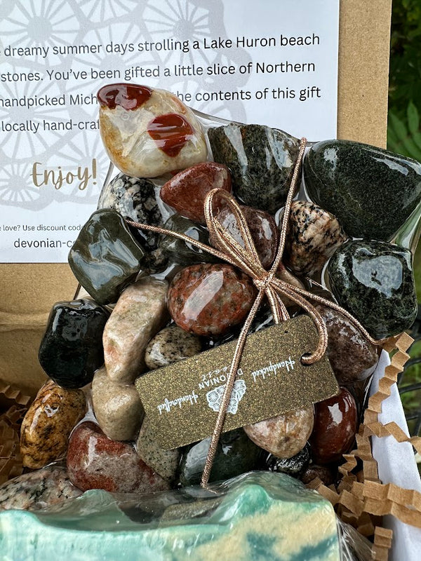 LAKE HURON LOVE GIFT BOX